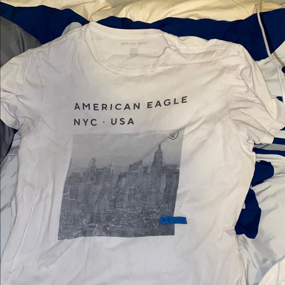 American Eagle Outfitters White Graphic T-Shirt for Men